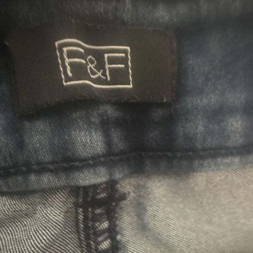 Women's Blue Jeans — image 2
