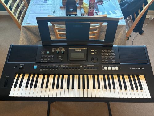 Yamaha PSR-E473 Portable Digital Keyboard — image 1