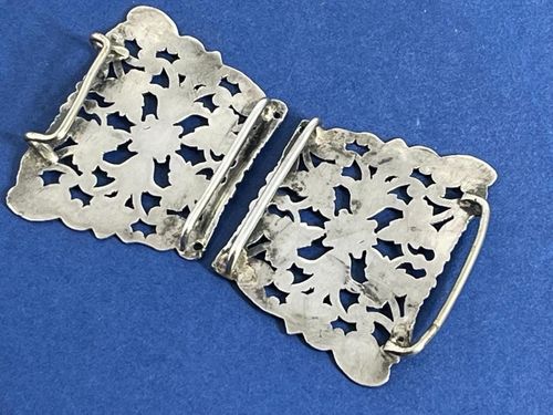 NICE ANTIQUE EDWARDIAN SOLID SILVER NURSES BELT BUCKLE — image 12