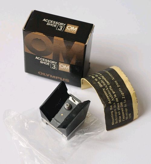 Genuine NOS OLYMPUS OM Accessory Shoe 3 + Cover & Original Box - Working  — image 3