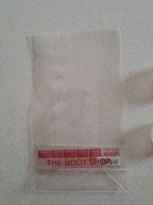 2 x Body Shop Sample Pots 5ml & approx. 90 x Bags — image 3