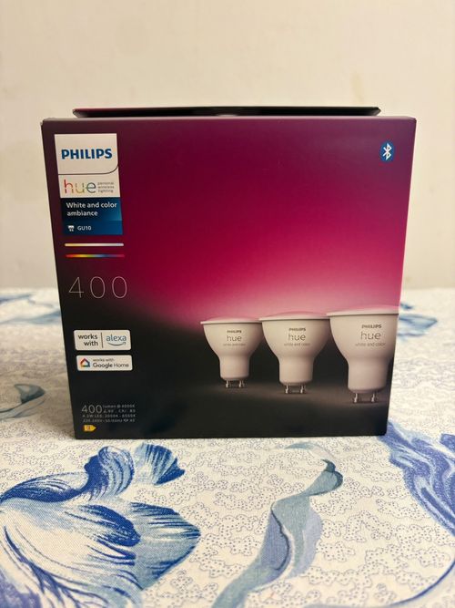 PHILIPS HUE GU10 3PACK SMART SPOTLIGHT–WHITE AND COLOUR AMBIANCE GU10 400 LUMEN. — image 2