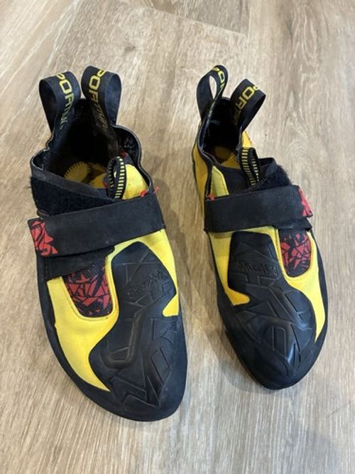 La Sportiva Skwama Climbing Shoes 41(uk7.5) Used Once Indoors. Great Condition