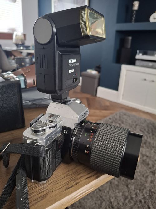Minolta X-300 Silver 35mm SLR Film Camera 28-70mm Zoom Lens & 9800A Flash — image 6