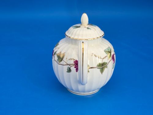 Royal Worcester Bone China BACCHANAL Pattern Teapot - 16 cm Tall — image 4