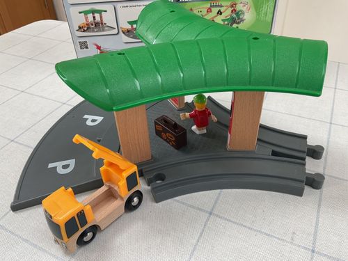 Brio World Bus and Train Station 33427, complete with original box — image 8