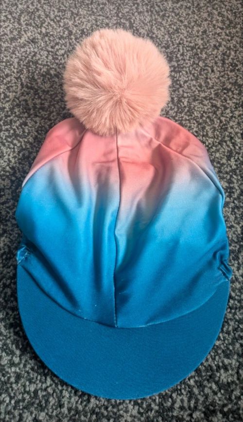 Aubrion Riding Hat Cover with Pom Pom & Peak Blue/Pink Gradient One Size — image 6