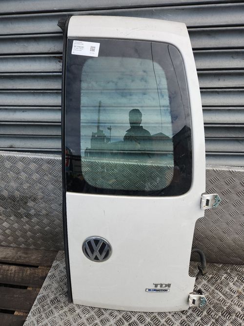 VOLKSWAGEN CADDY REAR VAN DOOR DRIVER SIDE WHITE 2015-2020 — image 1