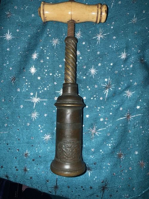 Georgian Thomason Patented Crested Brass & Bovine Bone Corkscrew C 1802 — image 11