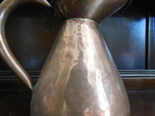 A Hammered Large Vintage Copper Water Jug Pitcher 19cm Tall x 16cm In Diameter — image 4