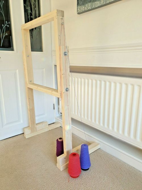 Rug tufting frame 60 cms x 60cms and stand suitable for tufting gun — image 2