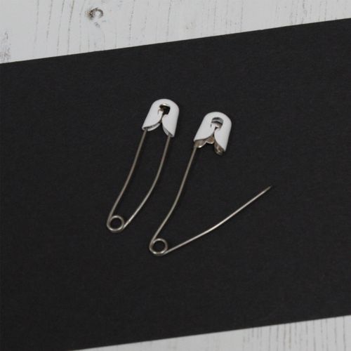 Traditional Nappy Pins Baby Safety Snap Lock Metal Cap x2 Plus Multi Buy Deals — image 1