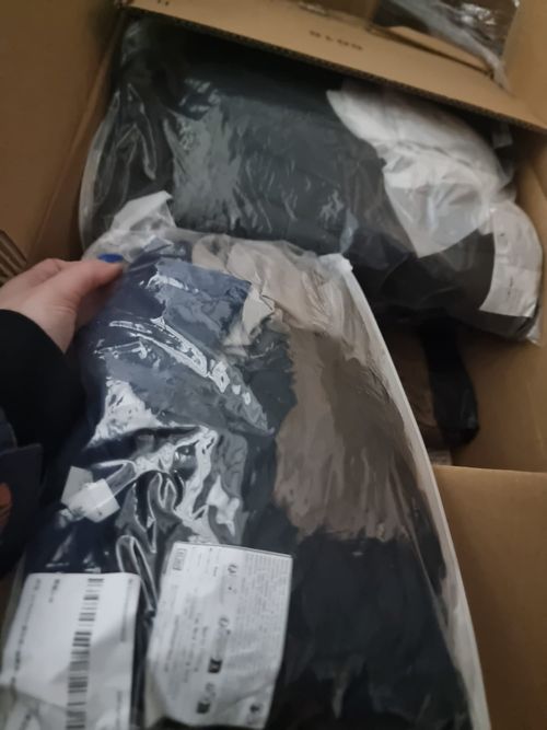 40 Piece TikTok Clothing Bundle Wholesale Job Lot — image 22