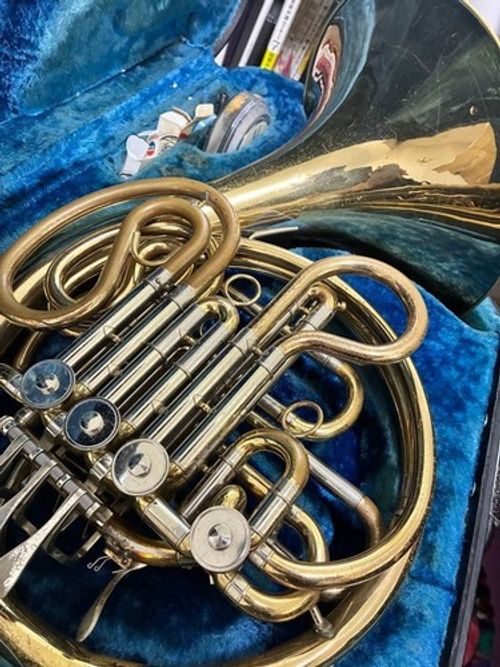 Yamaha YHR-664 Full Double French Horn Brass Instrument