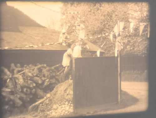 16mm CINE FILM HOME MOVIE FAMILY HORSES CHILDREN PLAYING GAMES CHARMING 1930s — image 20