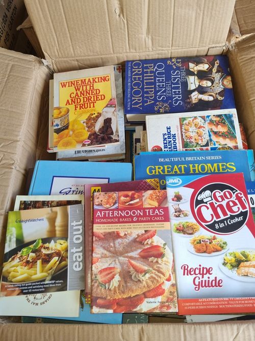 Pallet Of Books FRRE DELIVERY. 24 X Cardboard boxes Wholesale Job lot  400kg+ — image 19