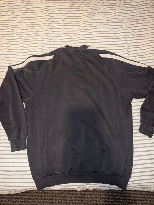 Vintage 2001/02 Real Madrid Adidas Training Sweatshirt — image 5
