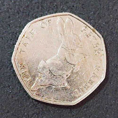 UK 2017 50p Coin Elizabeth II Beatrix Potter The Tale of Peter Rabbit — image 1