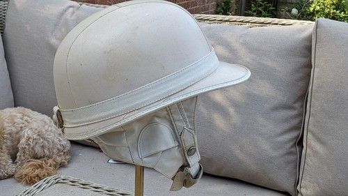 Vintage 1950s British EVEROAK  Cork Motorcycle White Helmet. Size 6. 7/8