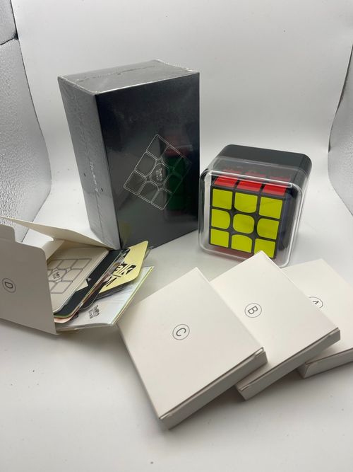 QiYi The Valk 3 Elite M 3x3 Magnetic Speed Cube black version — image 1