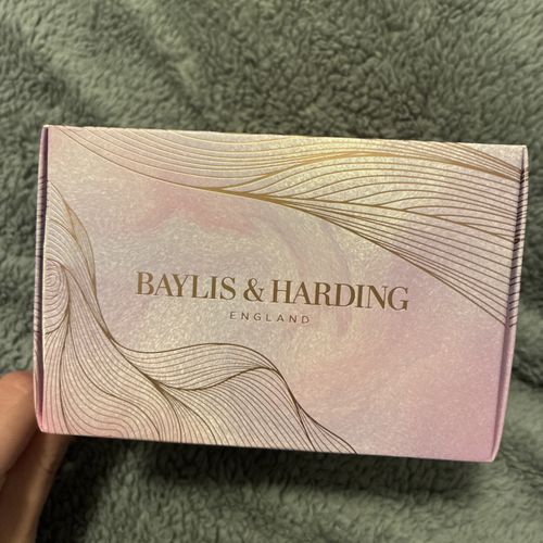 Baylis & Harding Bath & Shower Bubbles Gel Gift Set Pink Round Unisex Body — image 3