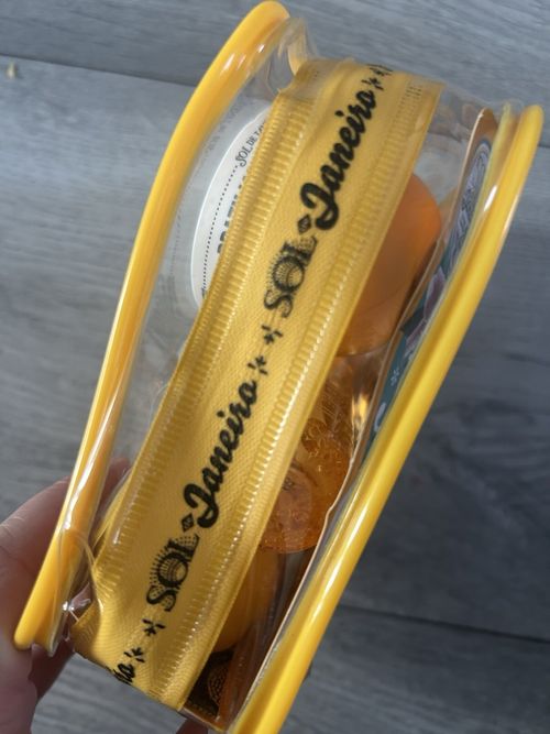 Sol de Janeiro Brazilian Bum Bum Summer Jet Set Cheirosa 62 Travel Size Kit — image 3