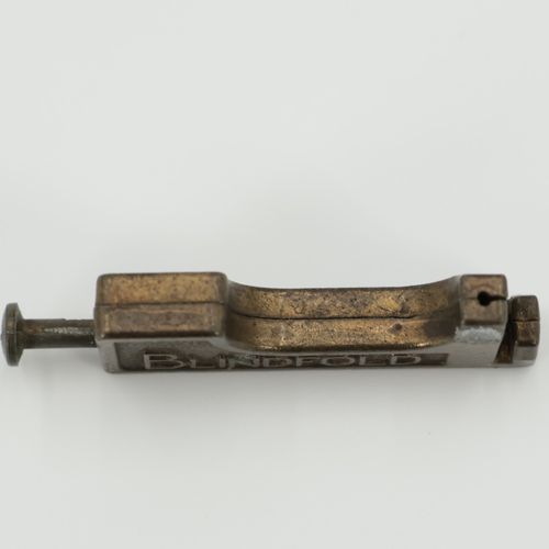 Antique Blindfold Needle Threader Metal 1920s Made in England Sewing Tool — image 5