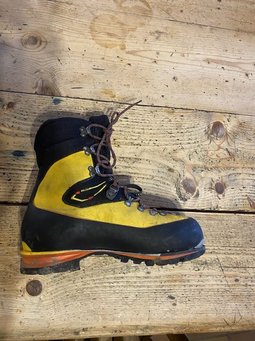La Sportiva Nepal Cube GTX Men's Mountain Boots Yellow, UK 8 — image 4