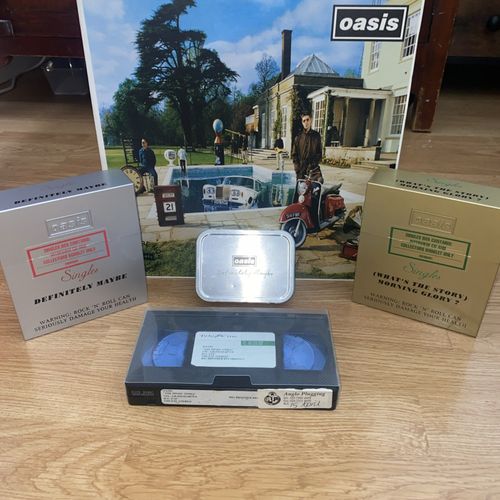 Oasis Memorabilia Job Lot Please Read Description Liam Noel Gallagher — image 2