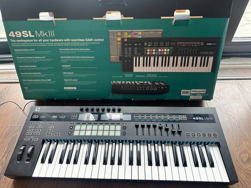 Novation 49SL MkIII 49-Key MIDI/CV Keyboard Controller & Step Sequencer, Boxed — image 2