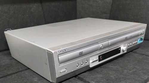 Sony SLV-D950 Dolby Digital DVD Player / Video Cassette Recorder Main Unit — image 6