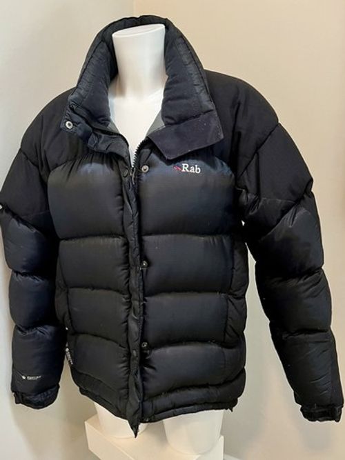 Vintage Rab Women’s Summit Down Jacket UK 14 style QDE34 from around late 2000s.