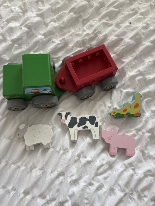 JoJo Farm Wooden Farm Tractor & Trailer Pull-Along Toy with Animal Figures — image 2