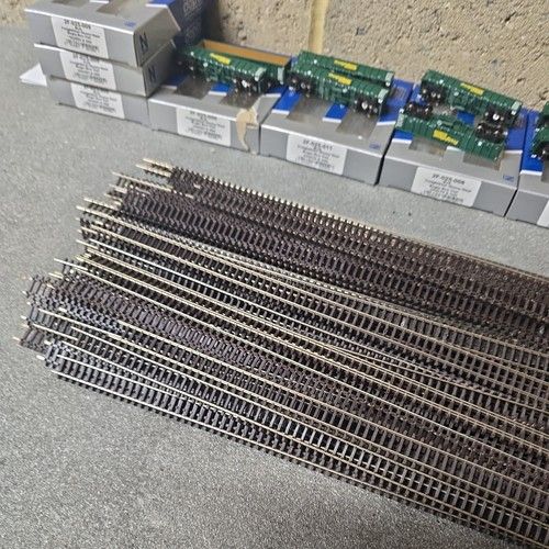 Peco SL-300 N gauge Flexible Wooden Sleeper Track Nickel Silver  60 full length