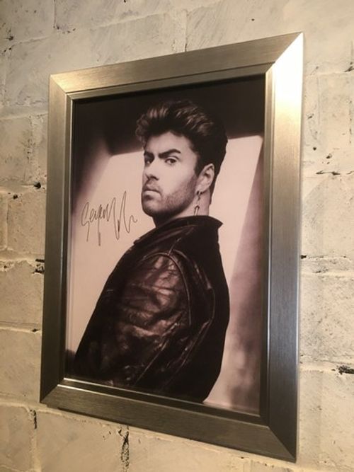 A4 framed poster of George Michael with Great gift choice of frame