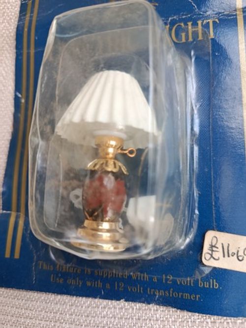 DOLLS HOUSE TABLE LAMP WHITE SHADE DARK FLORAL BASE