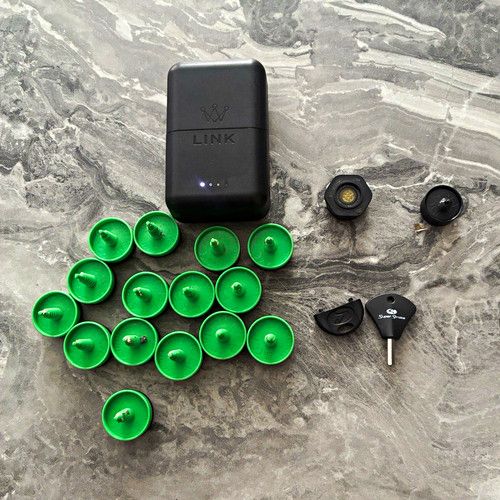 Arccos Link Golf Club System w/ Accelerometer Sensors, w/ putter sensors x2