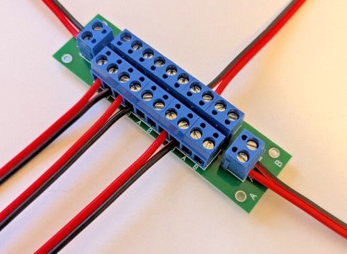 Power Distribution Board for DC, DCC and AC Paired 2 channel 12 way connector