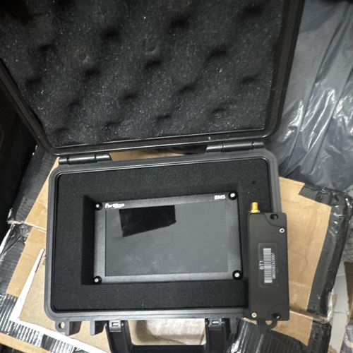 Portkeys BM5 5.5in LCD SDI Video Monitor Focus Puller, Custom LUTs, Case — image 2