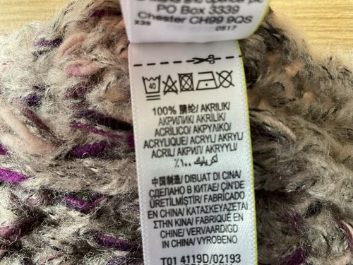 Marks & Spencer M&S  Knitted Ladies Purple Mix Hat Scarf Set Acrylic chunky Knit — image 6
