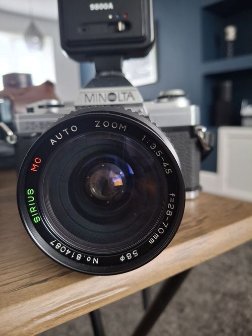 Minolta X-300 Silver 35mm SLR Film Camera 28-70mm Zoom Lens & 9800A Flash — image 3