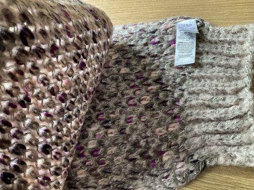 Marks & Spencer M&S  Knitted Ladies Purple Mix Hat Scarf Set Acrylic chunky Knit — image 7