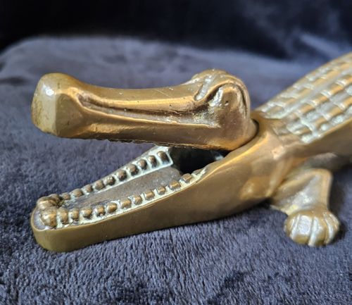 Vintage Solid Brass Decorative Nutcracker Crocodile Alligator Figurine Ornament  — image 2