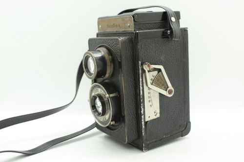 Zeiss Ikon Ikoflex 850/16K Medium Format Twin Lens Reflex — image 2