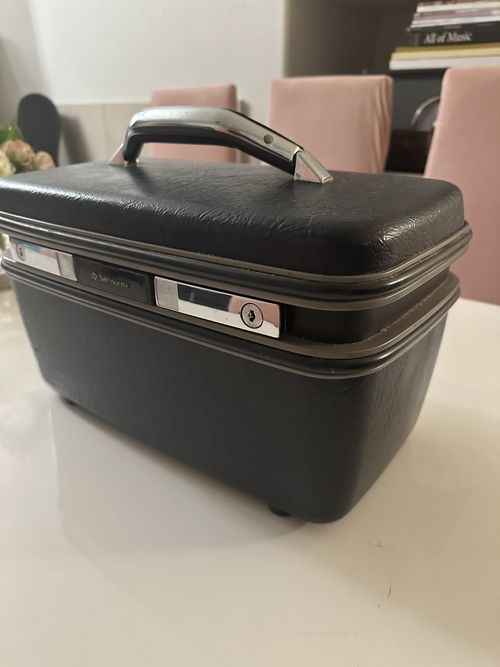 Vintage SAMSONITE SILHOUETTE Hard Train case / Makeup Vanity Box - Blue — image 3