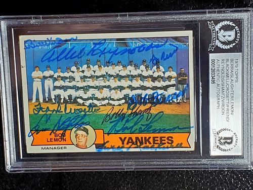 1979 TOPPS #626 YANKEES TEAM YOGI BERRA+9 AUTOGRAPHED CARD (BECKETT)