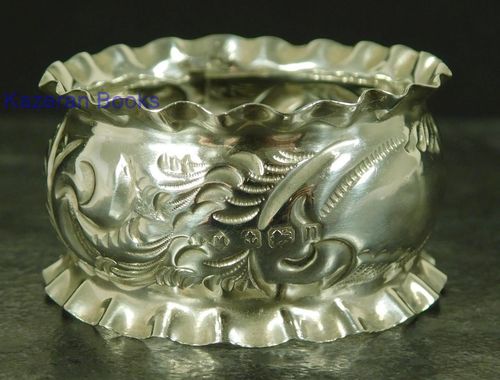 Antique Solid Silver Pie Crust Floral Embossed Napkin Ring 1912 Unpersonalised — image 9