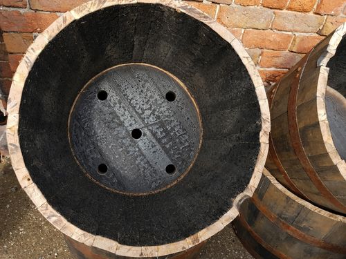 HALF OAK WHISKEY BARREL PLANTER POT TUB GARDEN FLOWERS SHRUBS WITH DRAINAGE HOLE — image 3