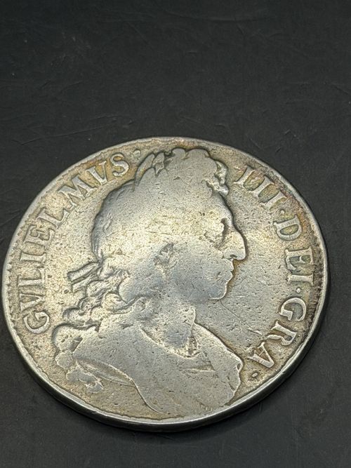 William III, Crown, 1696, Silver — image 7