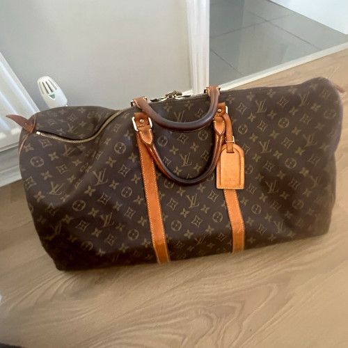 Authentic Louis Vuitton Keepall 60 — Monogram Duffle / Travel Bag